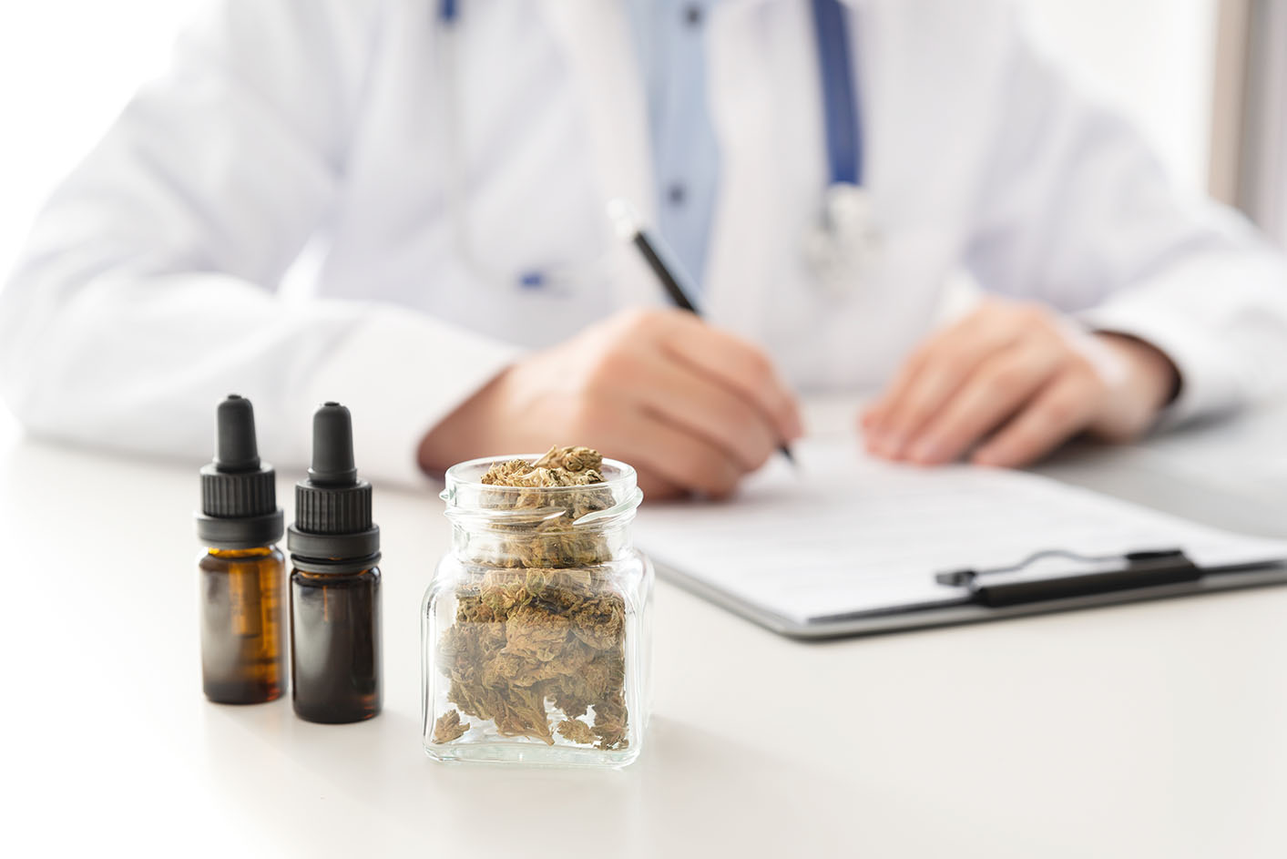 Fachbereich für Apotheken und Ärzte – Medizinalcannabis in geprüfter Qualität